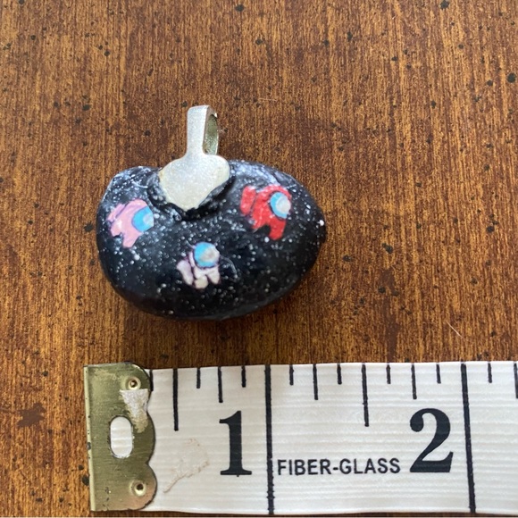 Hand Painted Among Us Characters Stone Pendant - Picture 6 of 8